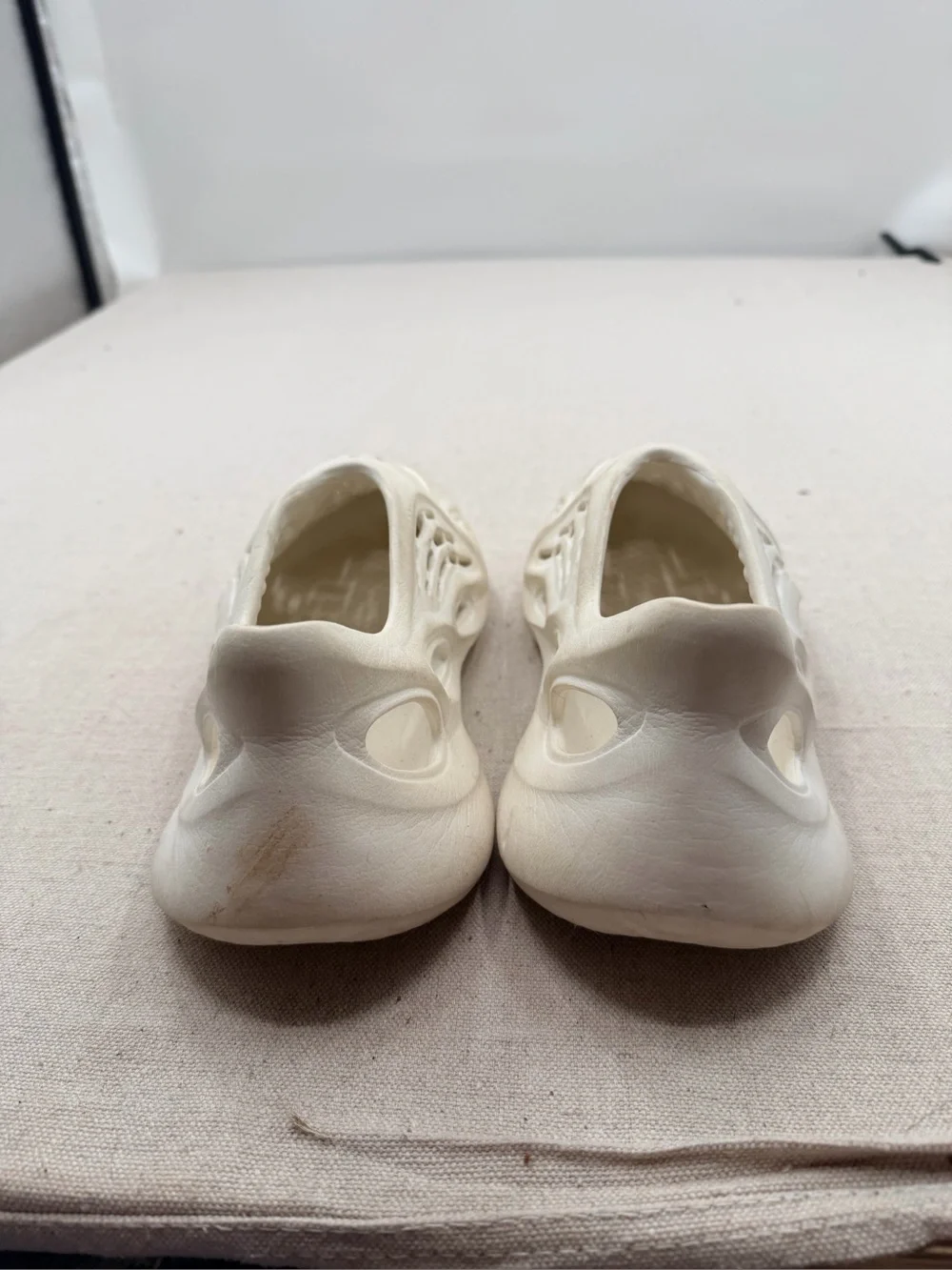 Foam Slip On- 42(8.5-9Mens)